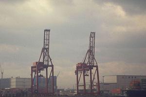 効率的な作業を支える!チェーンブロックの選び方とレンタルサービスの活用法