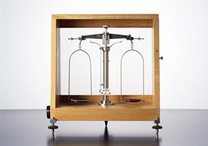 チェーンソーの種類と特徴について